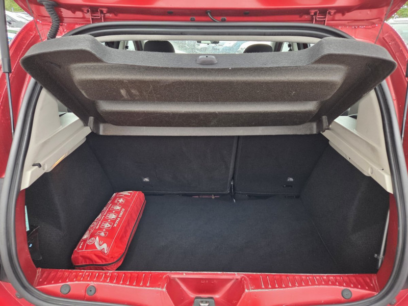 Photo 13 de l'offre de Dacia Sandero (2) Stepway Prestige TCe 90 à 8490€ chez Carlyss automobiles Vitré