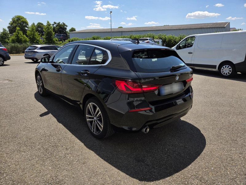 Photo 4 de l'offre de Bmw Série 1 (3) 116d DKG7 Business Design à 22990€ chez Carlyss automobiles Vitré