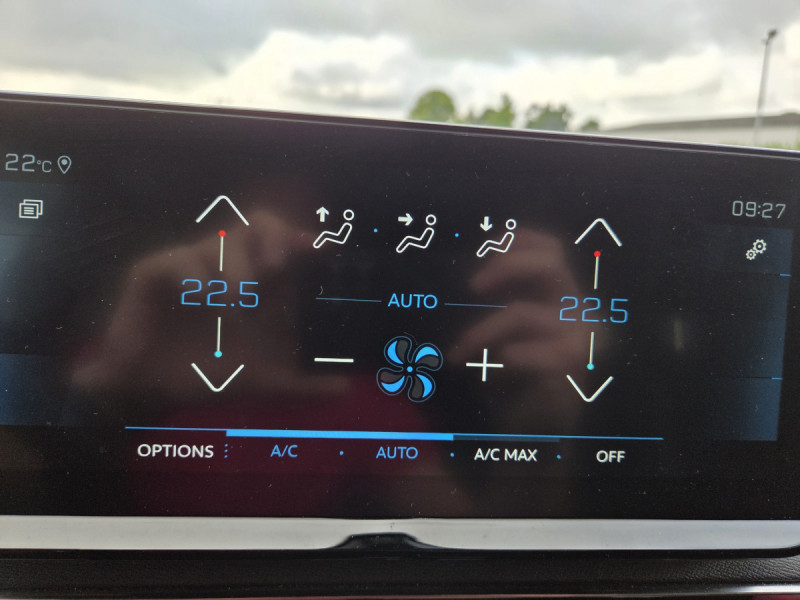 Photo 19 de l'offre de PEUGEOT 5008 (2) BlueHDi 130 S&S EAT8 GT à 22490€ chez Carlyss automobiles Vitré