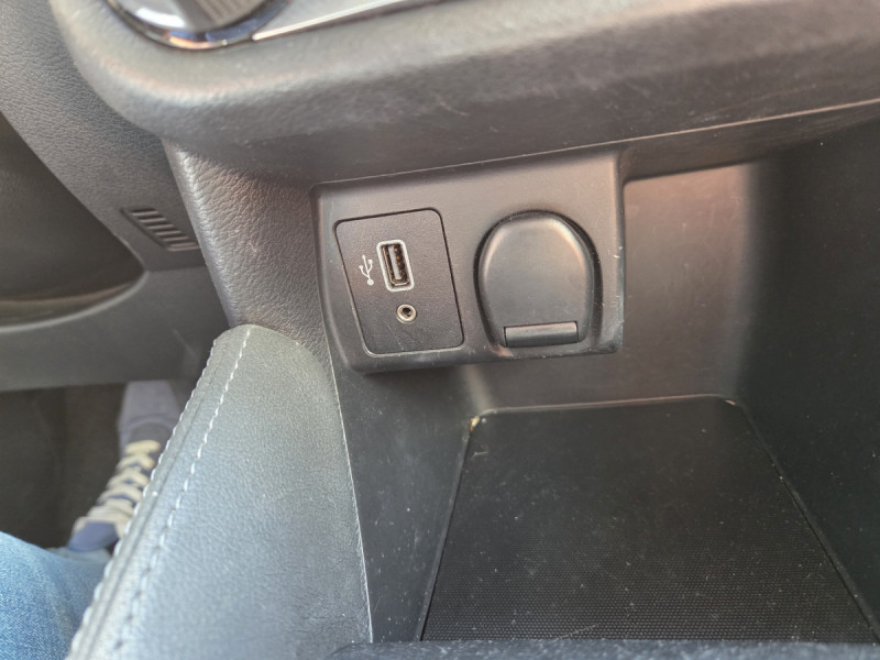 Photo 12 de l'offre de Nissan Micra (5) IG-T 92 Business Edition à 12990€ chez Carlyss automobiles Vitré