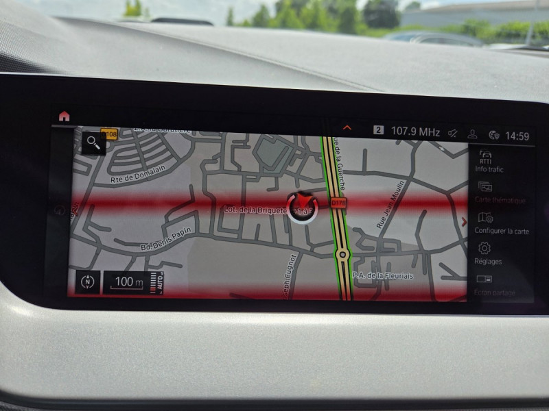 Photo 14 de l'offre de Bmw Série 1 (3) 116d DKG7 Business Design à 22990€ chez Carlyss automobiles Vitré