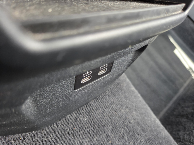 Photo 11 de l'offre de Bmw Série 1 (3) 116d DKG7 Business Design à 22990€ chez Carlyss automobiles Vitré