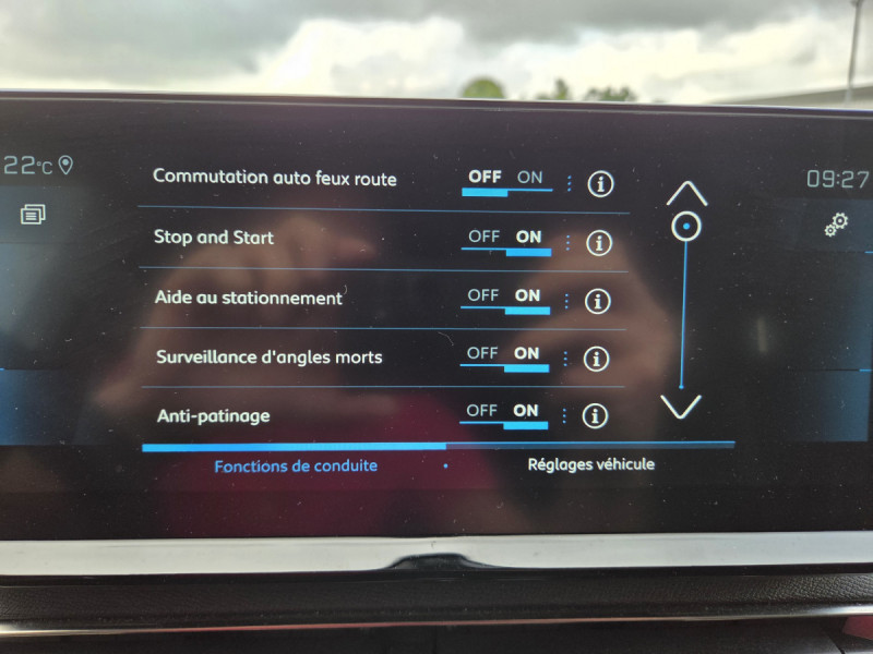 Photo 18 de l'offre de PEUGEOT 5008 (2) BlueHDi 130 S&S EAT8 GT à 22490€ chez Carlyss automobiles Vitré