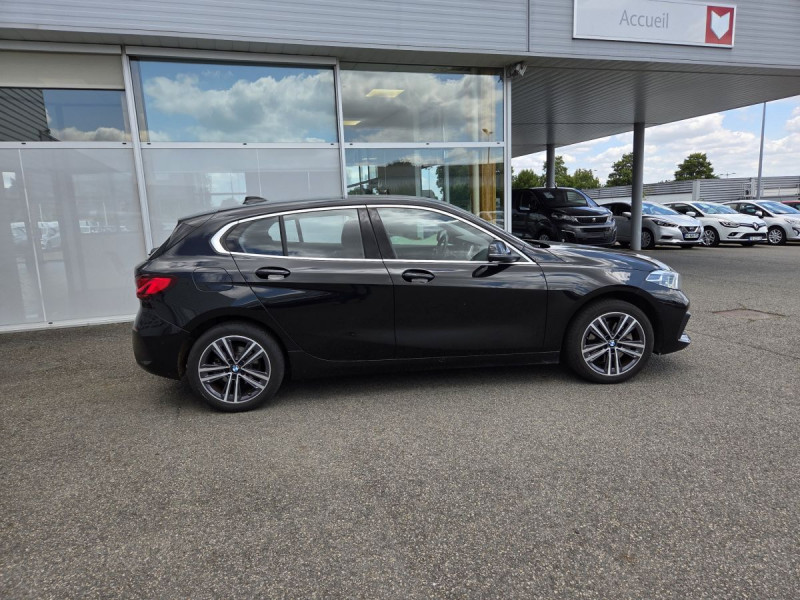 Photo 2 de l'offre de Bmw Série 1 (3) 118i DKG7 Business Design à 25990€ chez Carlyss automobiles Vitré