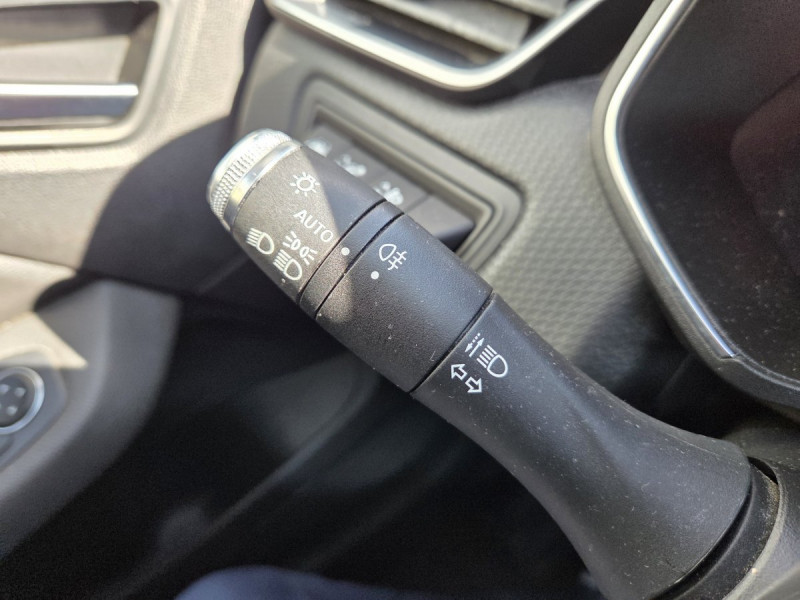 Photo 14 de l'offre de RENAULT Clio (5) Business SCe 65 -21N à 12490€ chez Carlyss automobiles Vitré