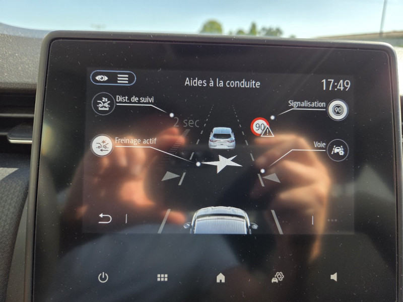 Photo 12 de l'offre de RENAULT Clio (5) Business SCe 65 -21N à 12490€ chez Carlyss automobiles Vitré