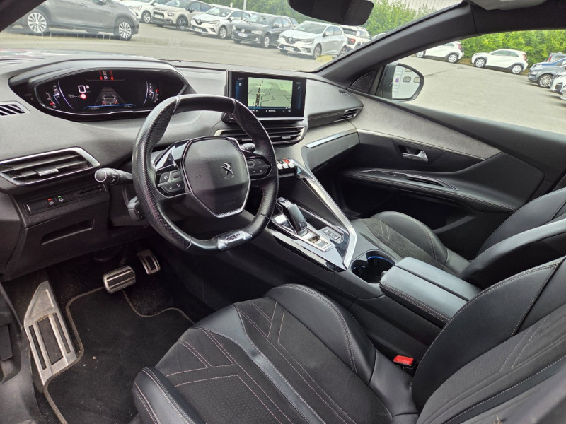 Photo 7 de l'offre de PEUGEOT 5008 (2) BlueHDi 130 S&S EAT8 GT à 22490€ chez Carlyss automobiles Vitré