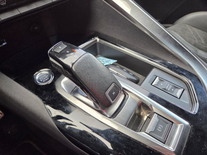 Photo 22 de l'offre de PEUGEOT 5008 (2) BlueHDi 130 S&S EAT8 GT à 22490€ chez Carlyss automobiles Vitré