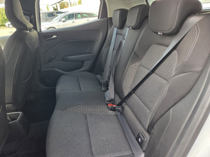 Photo 8 de l'offre de RENAULT Clio (5) Zen TCe 100 - 20 à 11490€ chez Carlyss automobiles Vitré