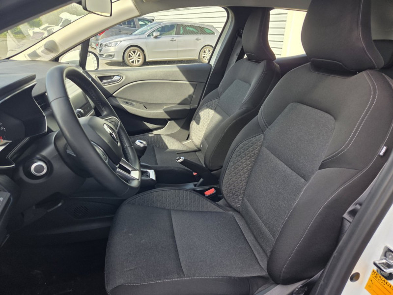 Photo 7 de l'offre de RENAULT Clio (5) Zen TCe 100 - 20 à 11490€ chez Carlyss automobiles Vitré