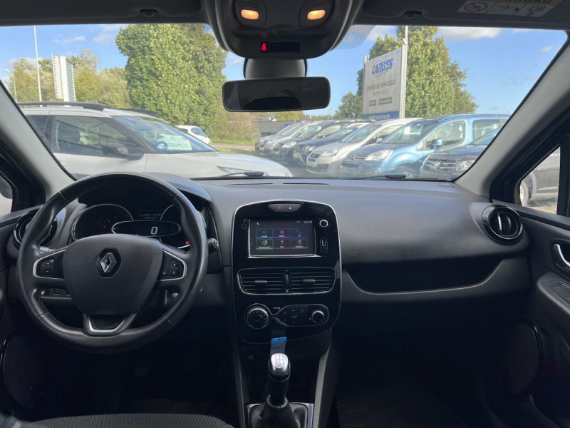 Photo 7 de l'offre de Renault Clio Estate (4) Business dCi 90 à 10490€ chez Carlyss automobiles Vitré