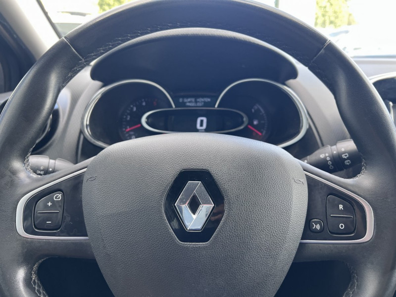 Photo 8 de l'offre de Renault Clio Estate (4) Business dCi 90 à 10490€ chez Carlyss automobiles Vitré