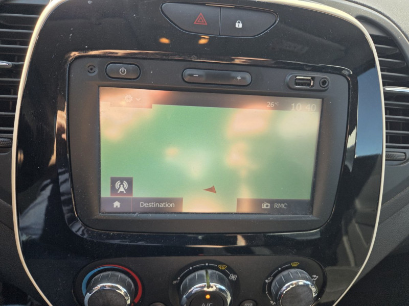 Photo 15 de l'offre de RENAULT Captur Business dCi 90 à 10490€ chez Carlyss automobiles Vitré