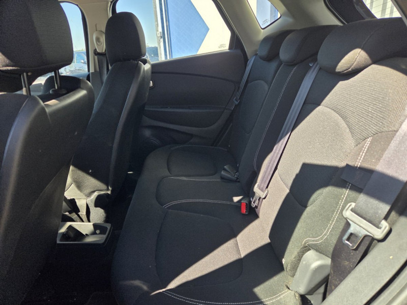 Photo 9 de l'offre de RENAULT Captur Business dCi 90 à 10490€ chez Carlyss automobiles Vitré