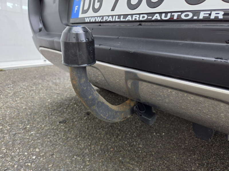 Photo 19 de l'offre de PEUGEOT 3008 1.6 HDI 115 Féline à 11490€ chez Carlyss automobiles Vitré