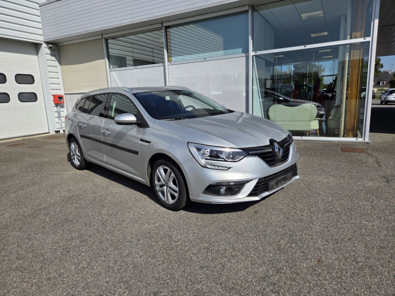 Photo 1 de l'offre de Renault Mégane Estate (4) Business TCe 140 FAP à 13990€ chez Carlyss automobiles Vitré