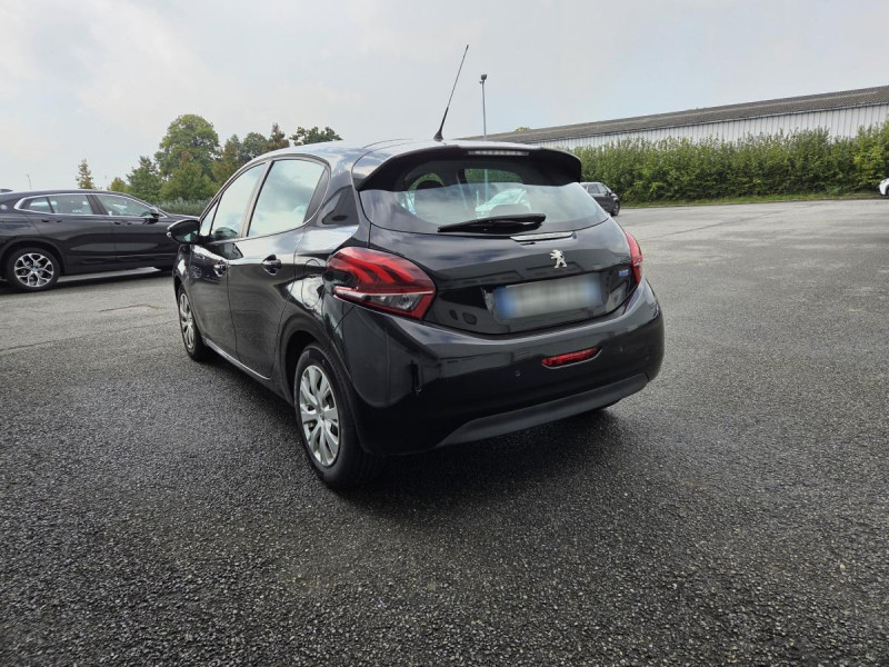 Photo 4 de l'offre de PEUGEOT 208 1.6 BLUEHDI 100 S&S ACTIVE BUSINESS à 8990€ chez Carlyss automobiles Vitré
