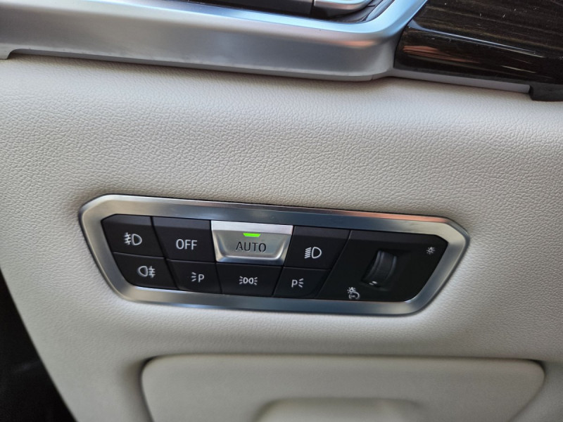 Photo 33 de l'offre de Bmw X5 (4) xDrive30d 265ch M Sport BVA8 à 40990€ chez Carlyss automobiles Vitré