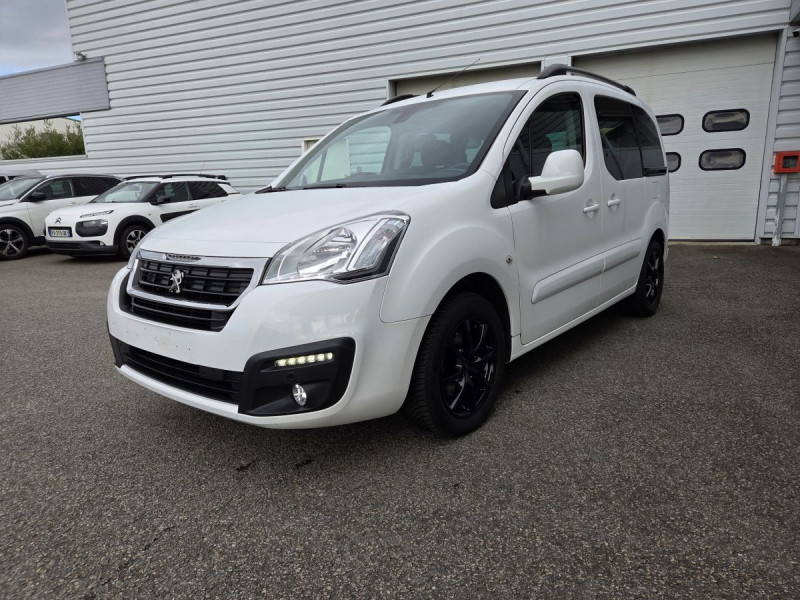 Photo 5 de l'offre de Peugeot Partner Tepee (2) 1.6 BlueHDi 120 S&S Outdoor à 15990€ chez Carlyss automobiles Vitré