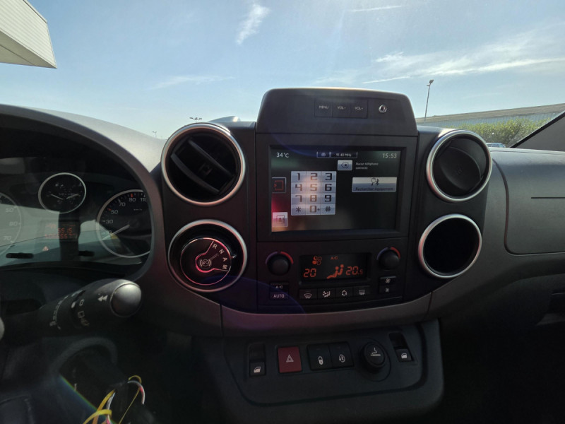 Photo 18 de l'offre de Citroën Berlingo Multispace (2) BlueHDi 100 S&S ETG6 Shine à 16490€ chez Carlyss automobiles Vitré