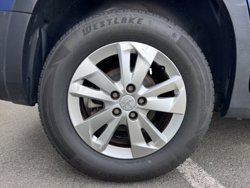 Photo 18 de l'offre de PEUGEOT Rifter BlueHDi 130 S&S Allure à 16990€ chez Carlyss automobiles Vitré