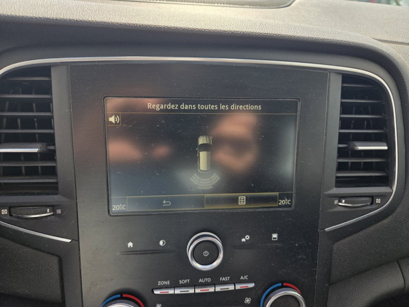 Photo 11 de l'offre de Renault Mégane Société (4) Air Nav 2P Energy dCi 90 à 7990€ chez Carlyss automobiles Vitré