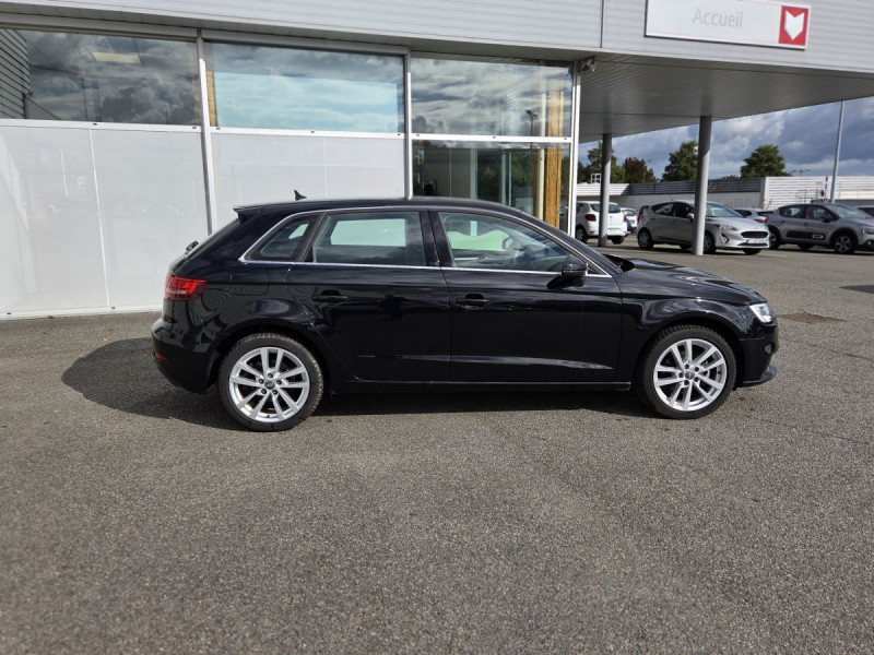 Photo 3 de l'offre de Audi A3 Sportback (3) 35 TFSI 150 COD S TRONIC BUSINESS LINE à 22990€ chez Carlyss automobiles Vitré
