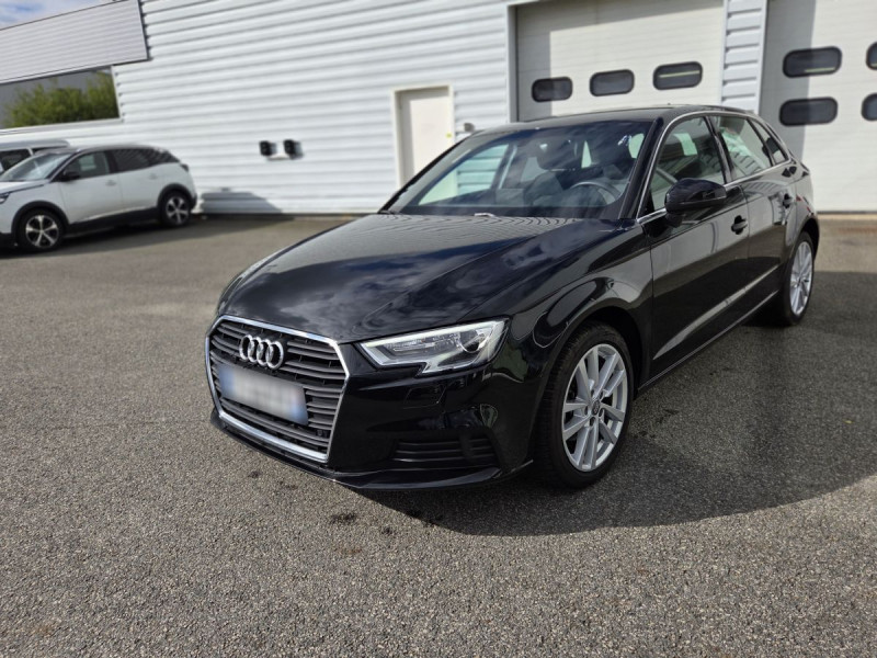 Photo 4 de l'offre de Audi A3 Sportback (3) 35 TFSI 150 COD S TRONIC BUSINESS LINE à 22990€ chez Carlyss automobiles Vitré