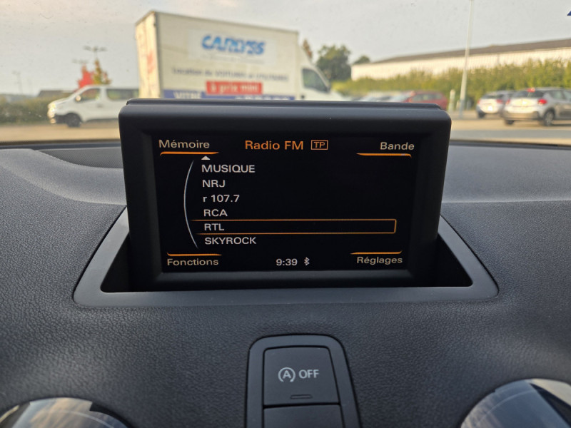 Photo 11 de l'offre de AUDI A1 Sportback 1.6 TDI 105 S LINE à 14990€ chez Carlyss automobiles Vitré
