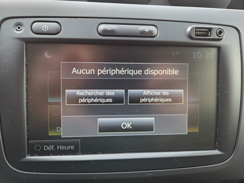 Photo 15 de l'offre de DACIA Duster (2) Techroad TCe 150 FAP 4x2 à 14490€ chez Carlyss automobiles Vitré