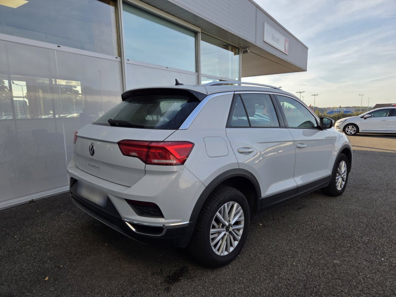 Photo 4 de l'offre de VOLKSWAGEN T-Roc 1.0 TSI 110 LOUNGE BUSINESS à 18490€ chez Carlyss automobiles Vitré