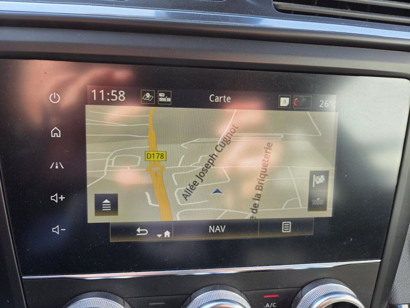 Photo 14 de l'offre de RENAULT Kadjar Business Blue dCi 115 à 13990€ chez Carlyss automobiles Vitré