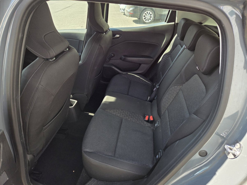 Photo 7 de l'offre de RENAULT Clio (5) Business SCe 75 à 10990€ chez Carlyss automobiles Vitré