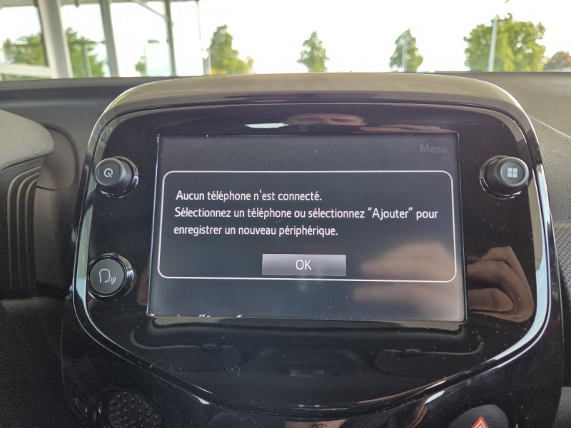 Photo 10 de l'offre de Citroën C1 (2) VTi 72 S&S BVM Feel à 9490€ chez Carlyss automobiles Vitré