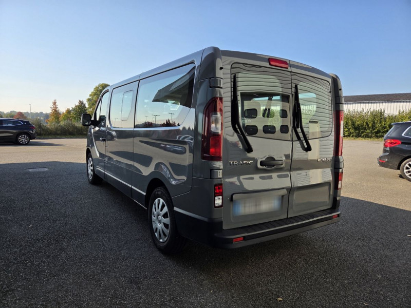 Photo 4 de l'offre de Renault Trafic (3) Zen L2 Energy dCi 125 8 places à 25490€ chez Carlyss automobiles Vitré