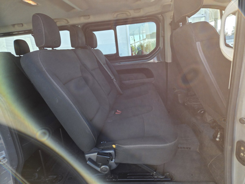 Photo 9 de l'offre de Renault Trafic (3) Zen L2 Energy dCi 125 8 places à 25490€ chez Carlyss automobiles Vitré