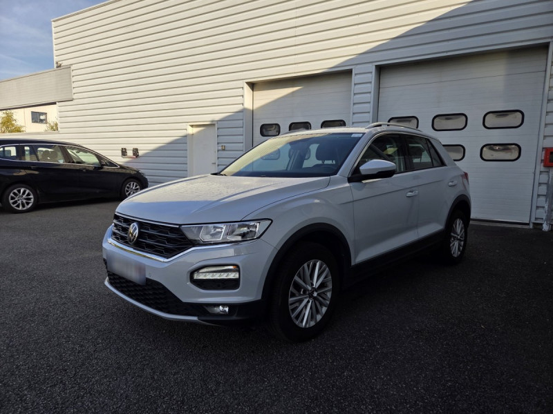 Photo 2 de l'offre de VOLKSWAGEN T-Roc 1.0 TSI 110 LOUNGE BUSINESS à 18490€ chez Carlyss automobiles Vitré