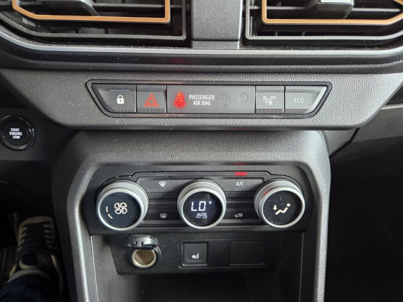 Photo 17 de l'offre de Dacia Jogger 7 Places Extreme Hybrid 140 à 22990€ chez Carlyss automobiles Vitré