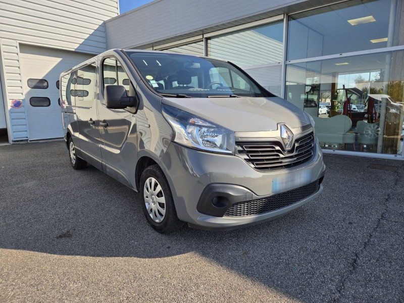 Photo 1 de l'offre de Renault Trafic (3) Zen L2 Energy dCi 125 8 places à 25490€ chez Carlyss automobiles Vitré
