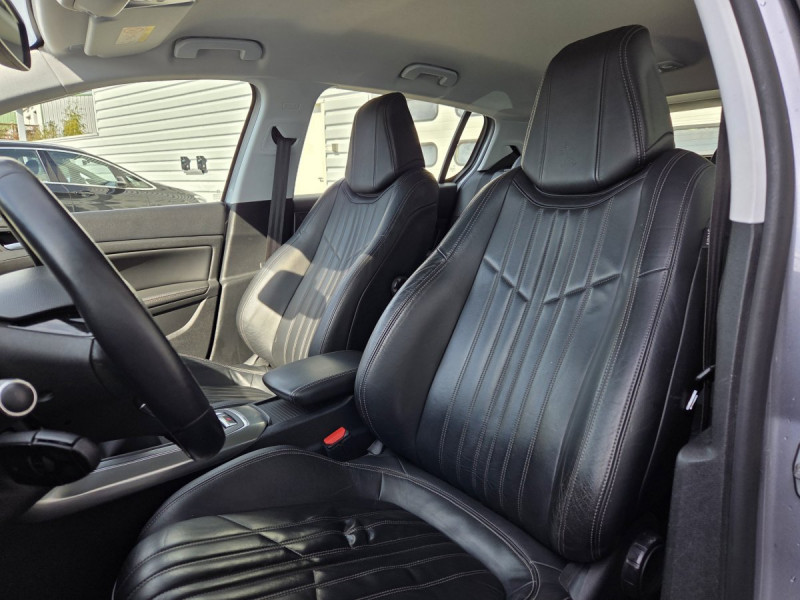Photo 6 de l'offre de PEUGEOT 308 (2) 1.6 E-HDI 115 FAP ALLURE à 7490€ chez Carlyss automobiles Vitré