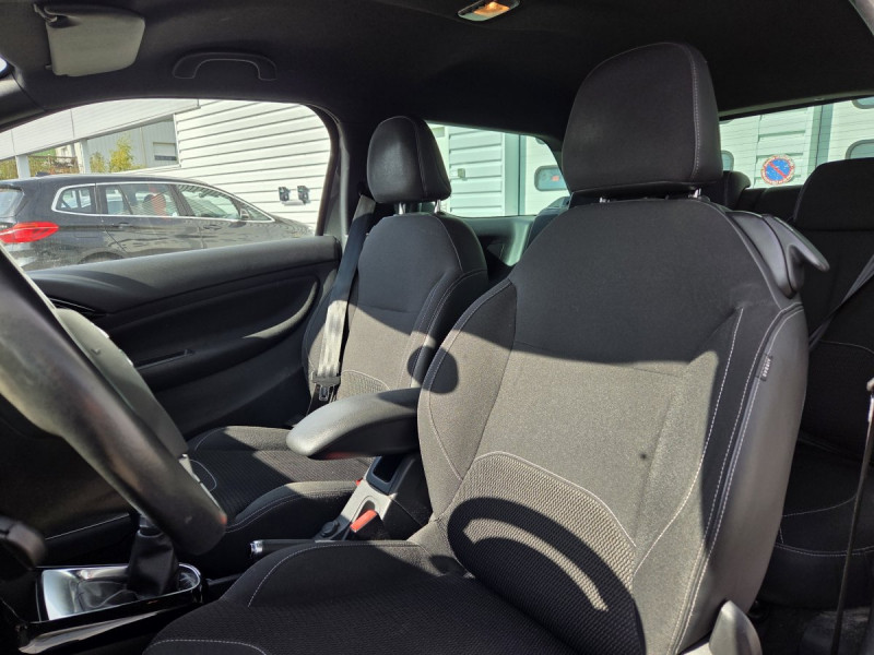 Photo 5 de l'offre de CITROEN DS3 e-HDi 90 Airdream So Chic à 7990€ chez Carlyss automobiles Vitré