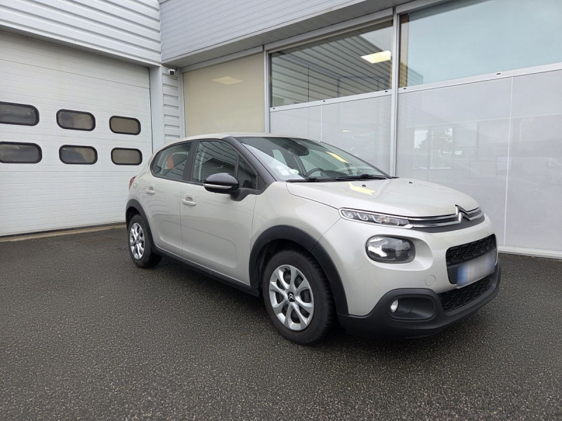 Photo 1 de l'offre de CITROEN C3 (3) BlueHDi 100 S&S BVM Feel Business à 10490€ chez Carlyss automobiles Vitré
