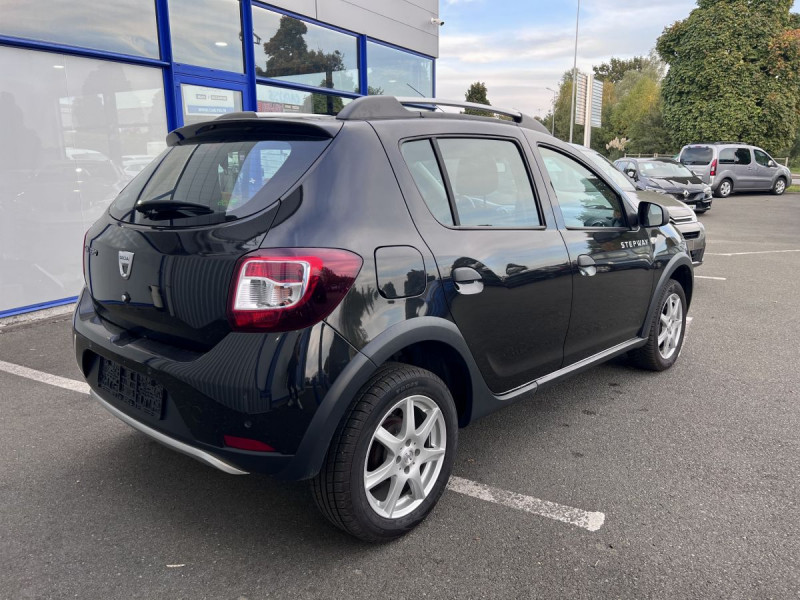 Photo 4 de l'offre de Dacia Sandero (2) Stepway Prestige TCe 90 à 8490€ chez Carlyss automobiles Vitré