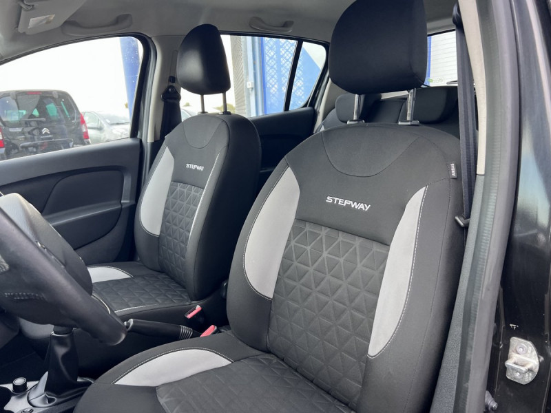 Photo 5 de l'offre de Dacia Sandero (2) Stepway Prestige TCe 90 à 8490€ chez Carlyss automobiles Vitré