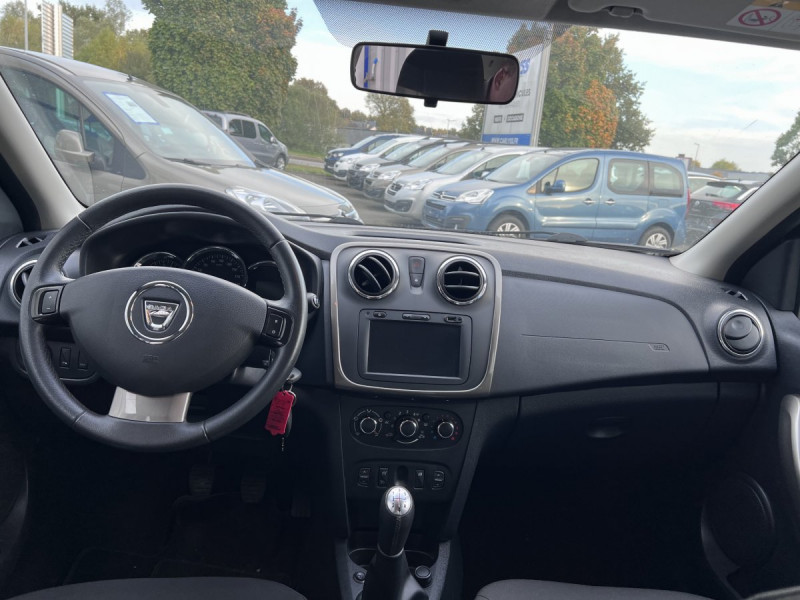 Photo 7 de l'offre de Dacia Sandero (2) Stepway Prestige TCe 90 à 8490€ chez Carlyss automobiles Vitré
