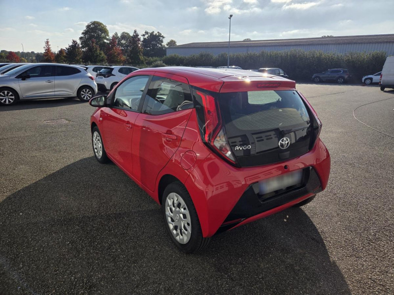 Photo 3 de l'offre de Toyota Aygo (2) 1.0 VVT-i x play à 10490€ chez Carlyss automobiles Vitré