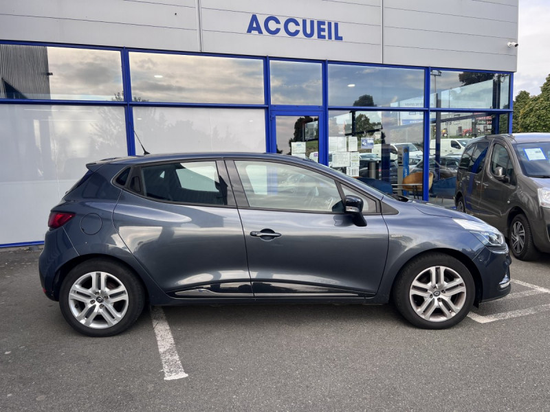 Photo 3 de l'offre de RENAULT Clio (4) Limited 1.2 16V 75 à 9490€ chez Carlyss automobiles Vitré