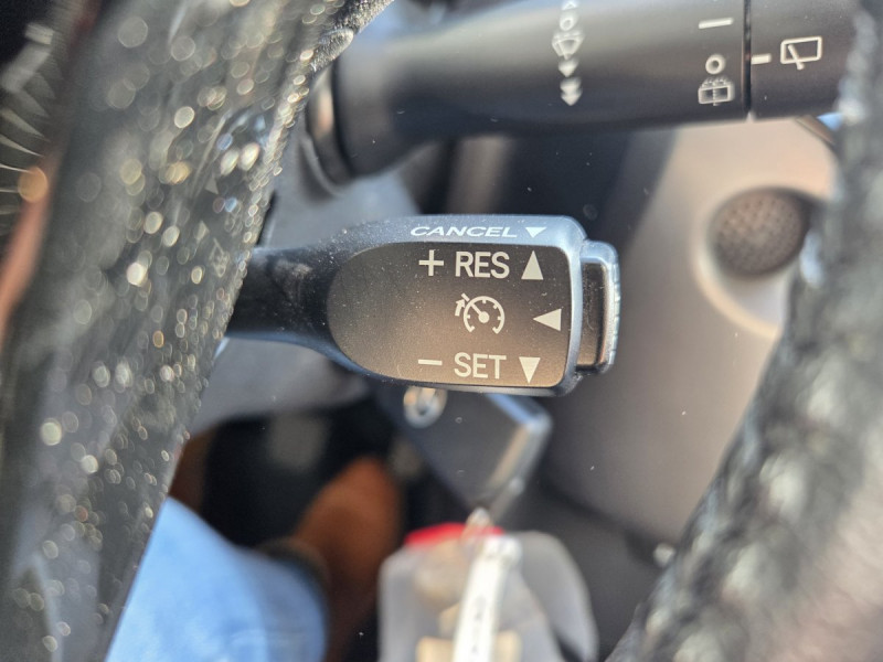 Photo 16 de l'offre de Toyota Aygo (2) 1.0 VVT-i x play à 10490€ chez Carlyss automobiles Vitré