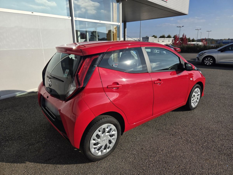 Photo 4 de l'offre de Toyota Aygo (2) 1.0 VVT-i x play à 10490€ chez Carlyss automobiles Vitré