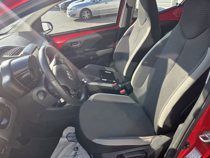 Photo 7 de l'offre de Toyota Aygo (2) 1.0 VVT-i x play à 10490€ chez Carlyss automobiles Vitré
